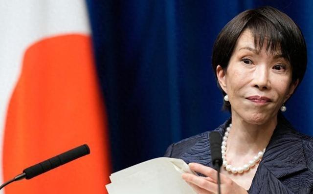 我一直想不明白一个问题：为什么对中国不友好的日本首相，都能长久的占着位置，如：小