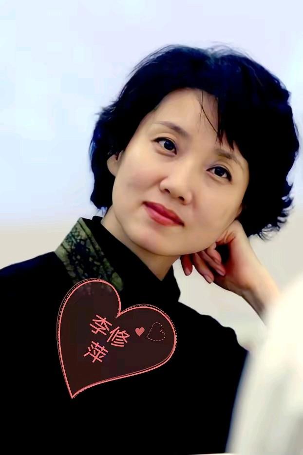 你见过最漂亮的新闻联播的女主持人是谁？在我的记忆当中央视新闻联播的主持人分别有邢