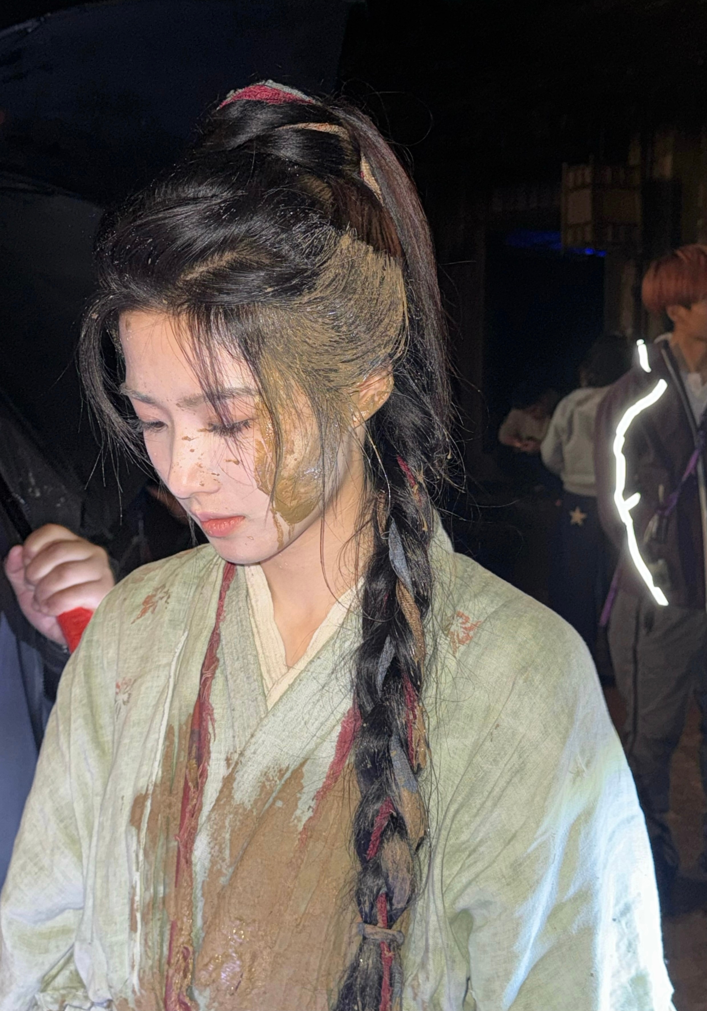 瘦了真好随意一个角度都能拍出立体五官 