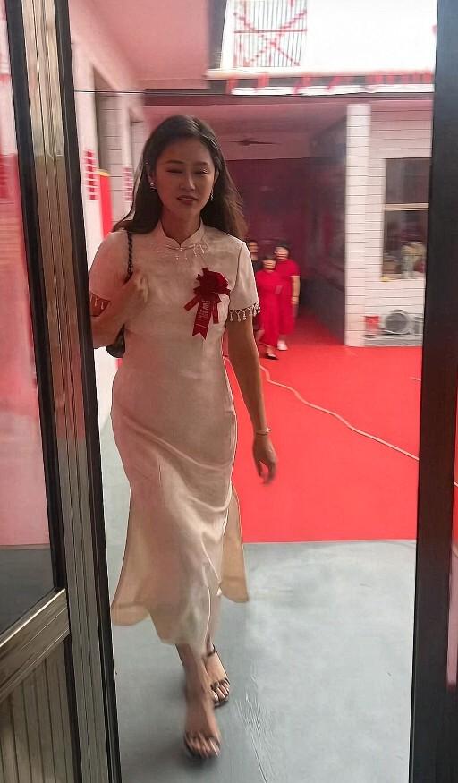孩子新婚这日子
大姨哐哐放了2万
豪横！真豪横！必须给这位孩子他大姨点赞！
这2