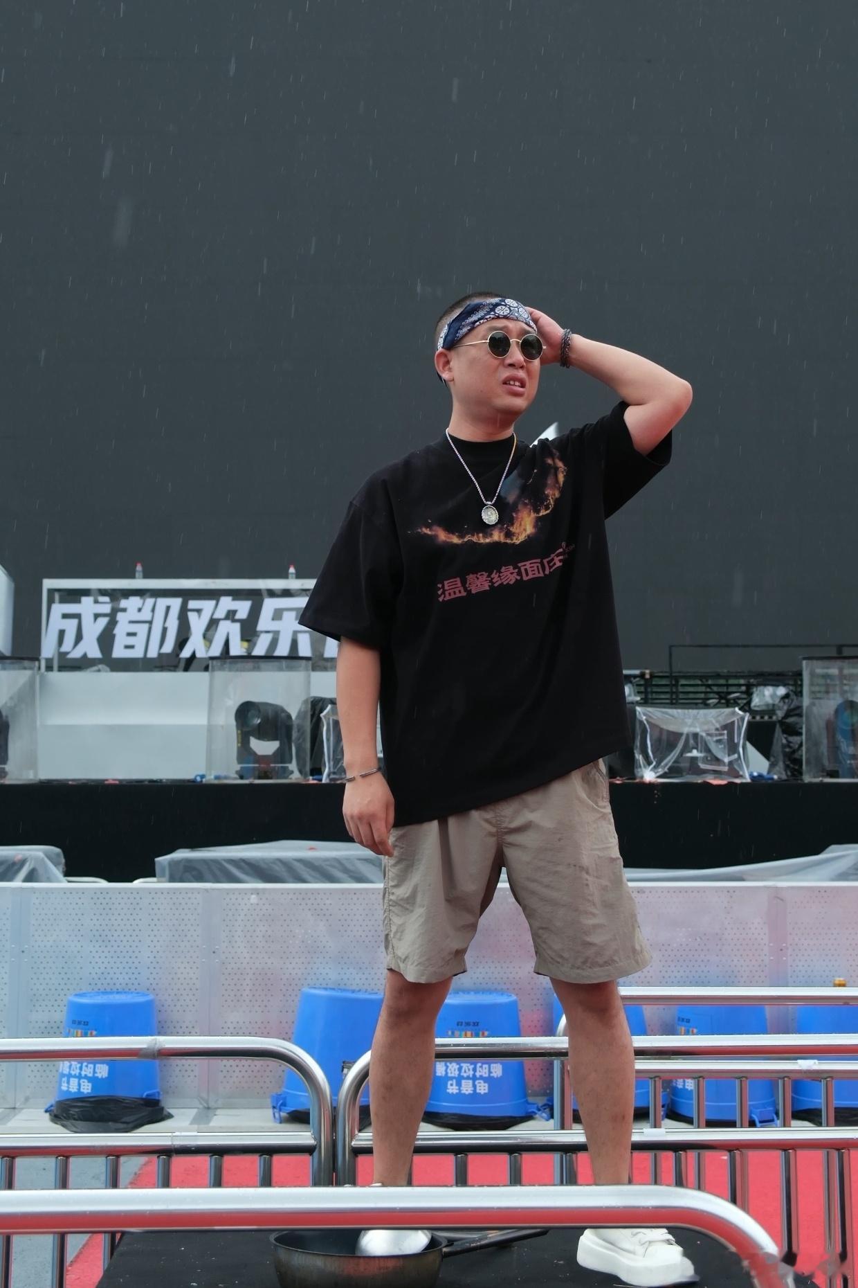 #成都gai浇饭演我精神状态#成都人民这精神状态真的很超前呀啊，这松弛感拉满了呀