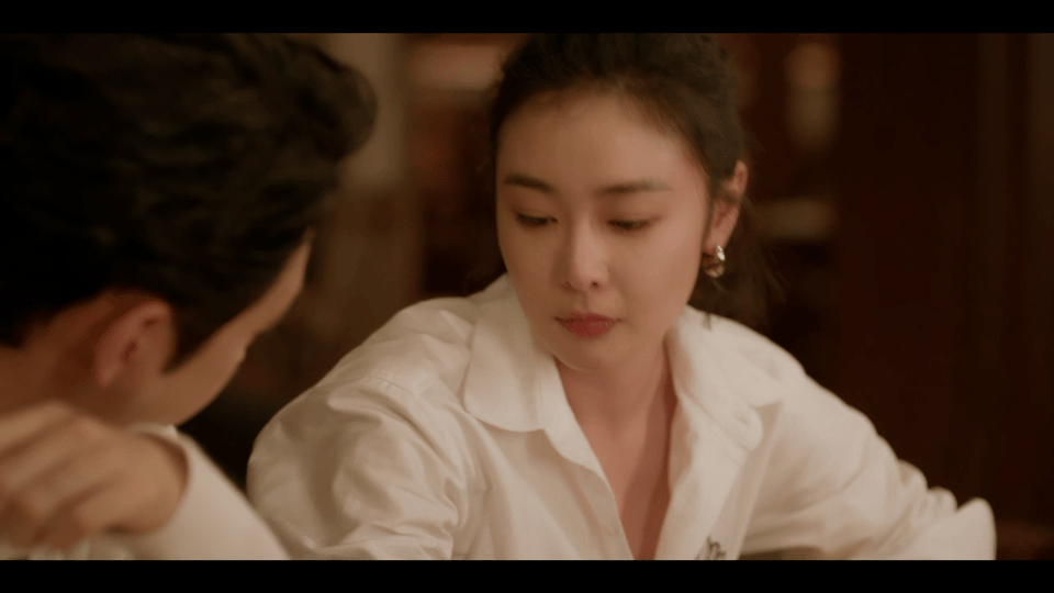 高叶眼睛在哭嘴巴在笑 高叶演吴剑秋婚姻崩溃的哭戏，情绪爆发得太有张力了！从隐忍到