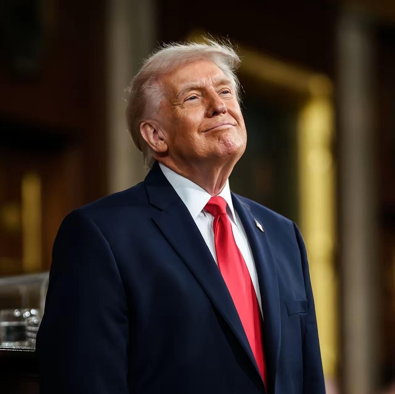 太尴尬了，海湾的美国盟友不仅挨打、石油出不去，还要给美国交“保护费”！
一名阿曼