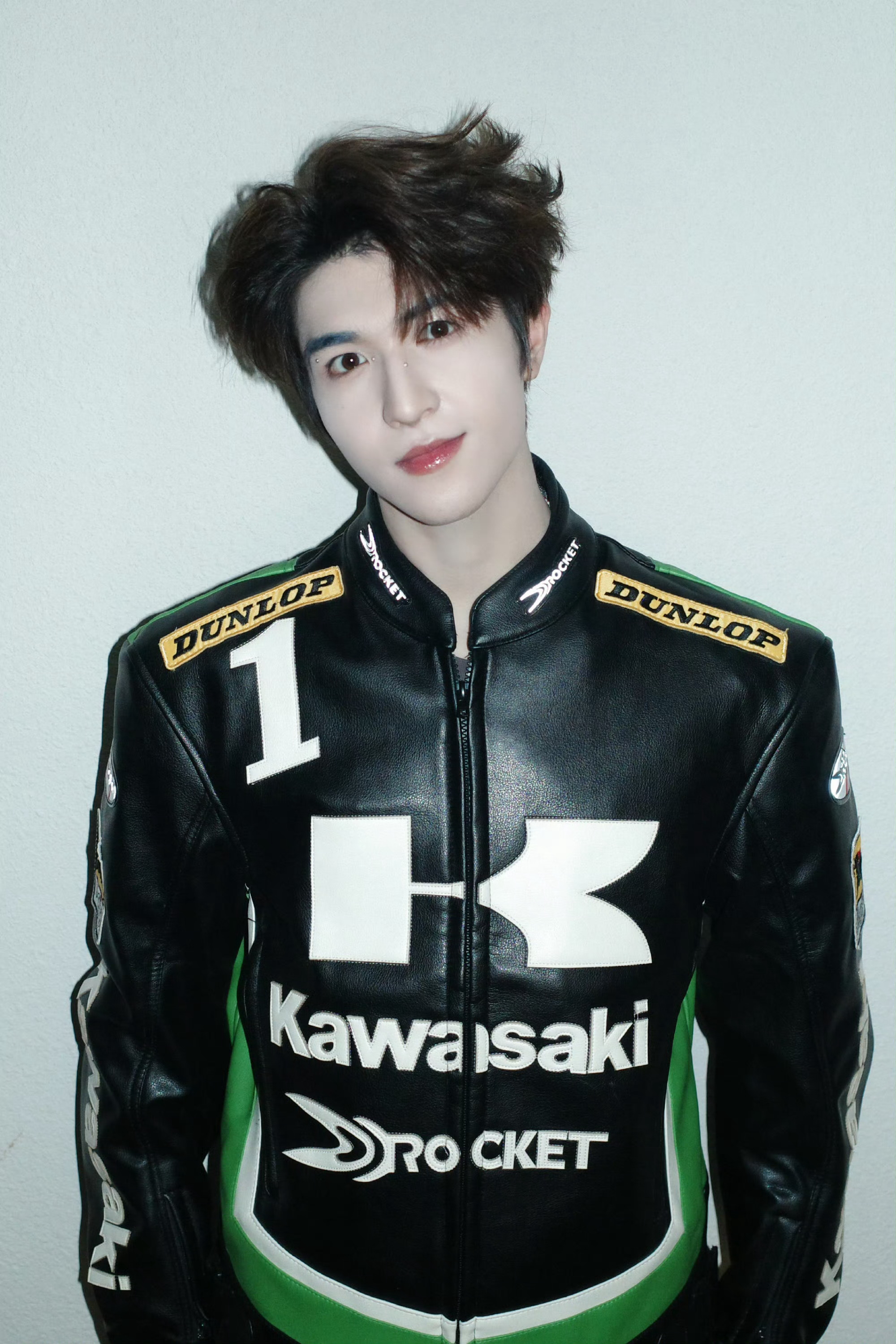 机车服太帅啦尹浩宇，我要坐梁彦丰副驾！！ 