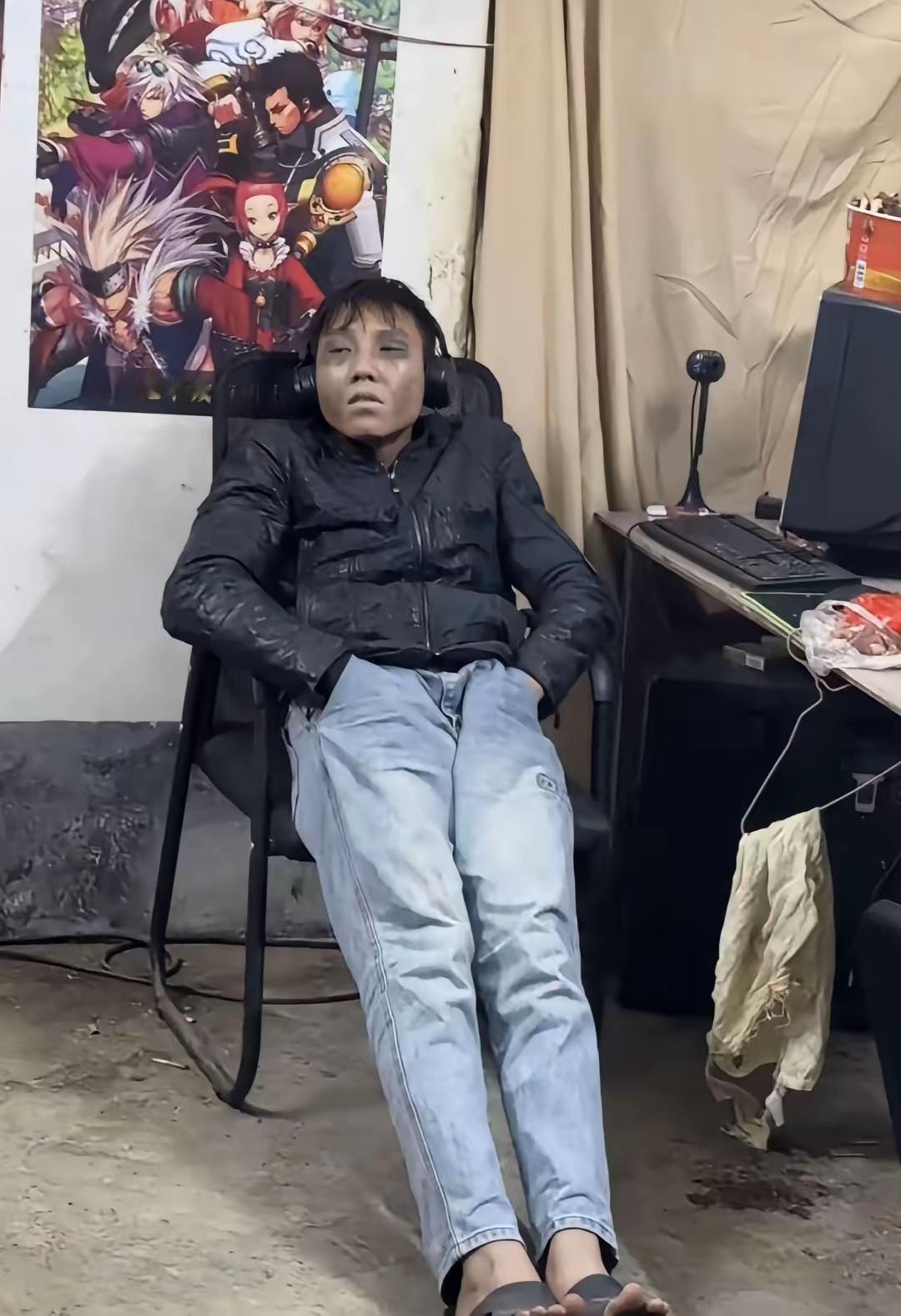 这人还有救吗？[尬笑]