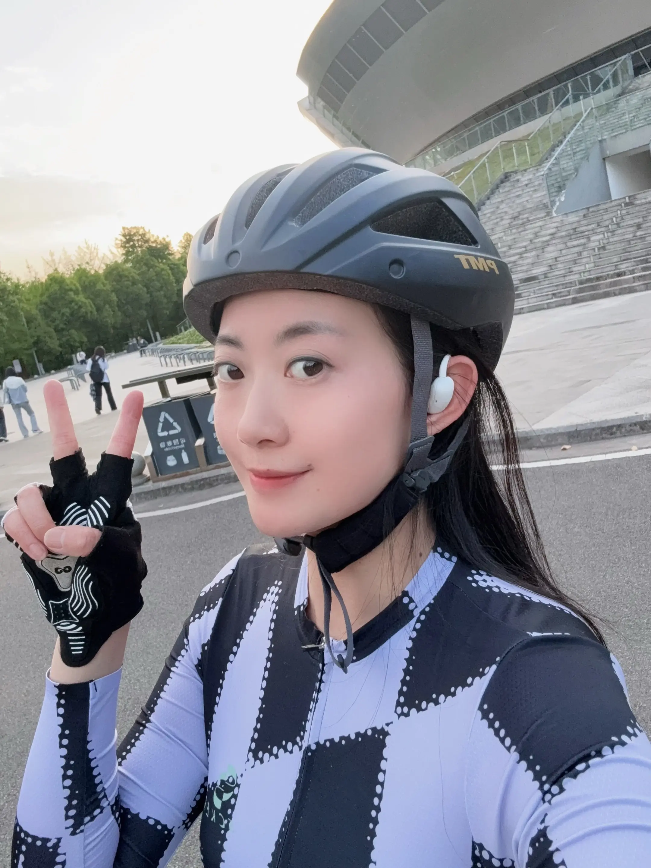 骑车了