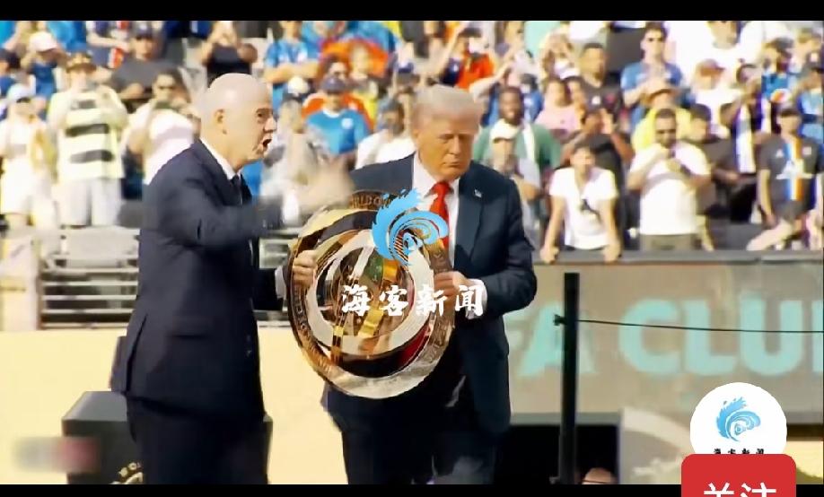 欧足联干的太漂亮了！因凡蒂诺一个举动输了人品，也丢了职业。
也许是因为今年国际足