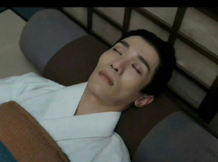 请问郭四的月鳞绮纪已经集齐了多少个老人了[老师好]我知道的已经有三个了，（闫桉，