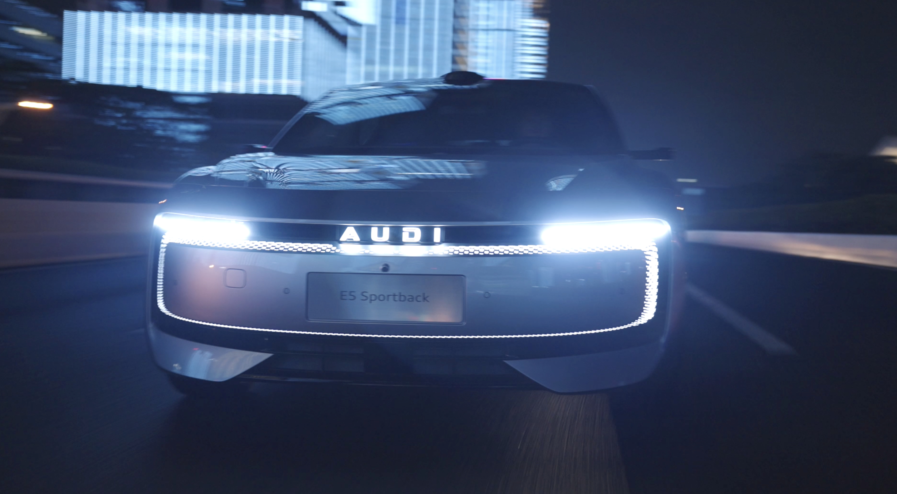 后知后觉，奥迪E5 Sportback这车，没法贴改色膜啊。我自己不关注改色膜，