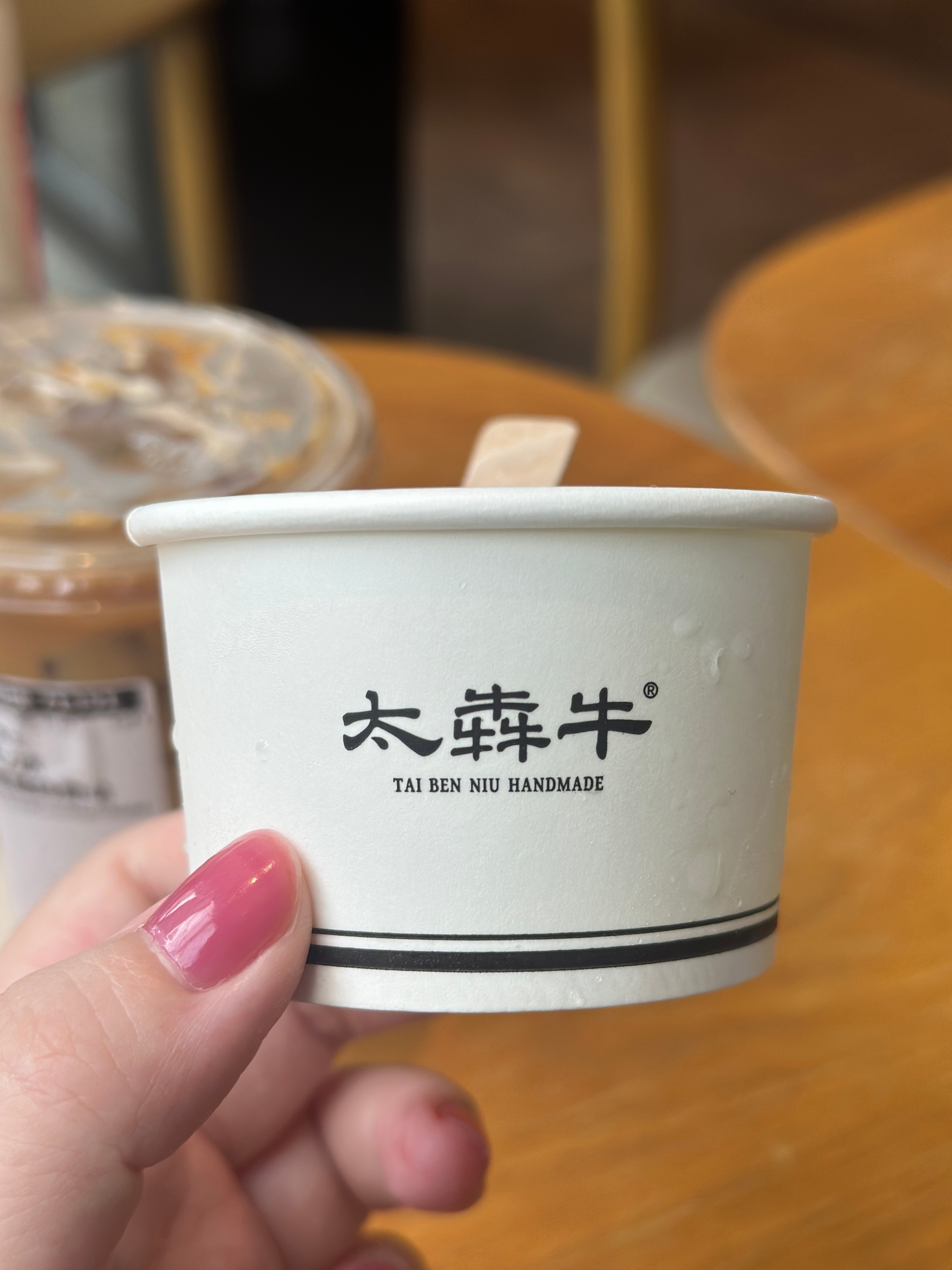 🩵🫧下午出去蹭空调了娃看书 我玩手机然后去muji逛了逛 嘟姐一眼看中了这个