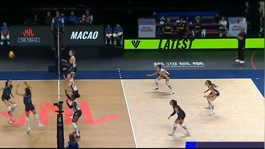 拉：怎么这球也有我的事？ 