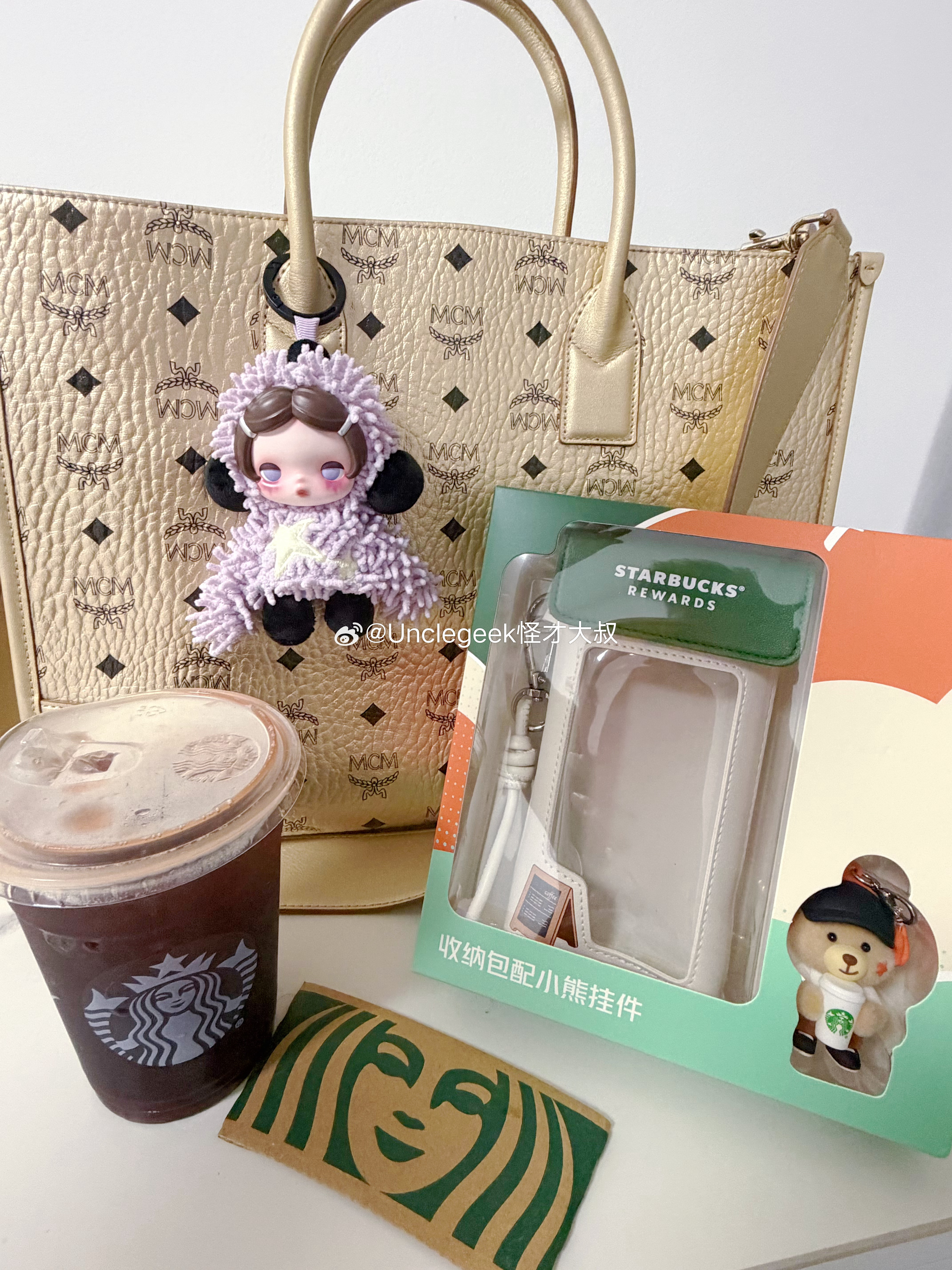 可爱熊🐻◉‿◉  ​​​