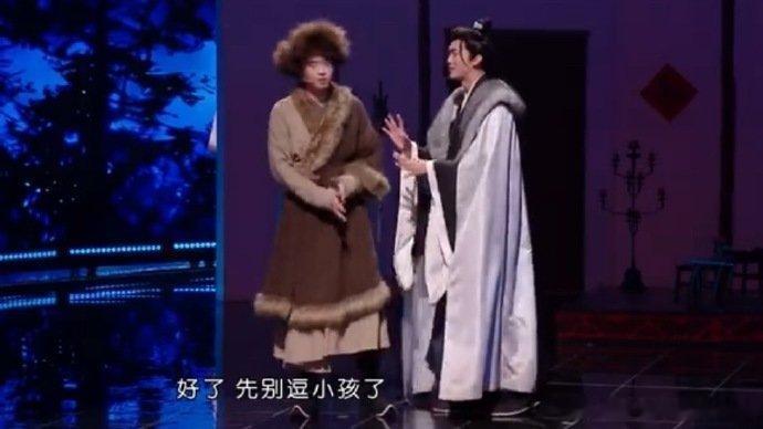 张呈紧急帮雷淞然闭麦 从 “弃李白选张白” 的脑洞梗，到紧急闭麦的极限救场，俩人