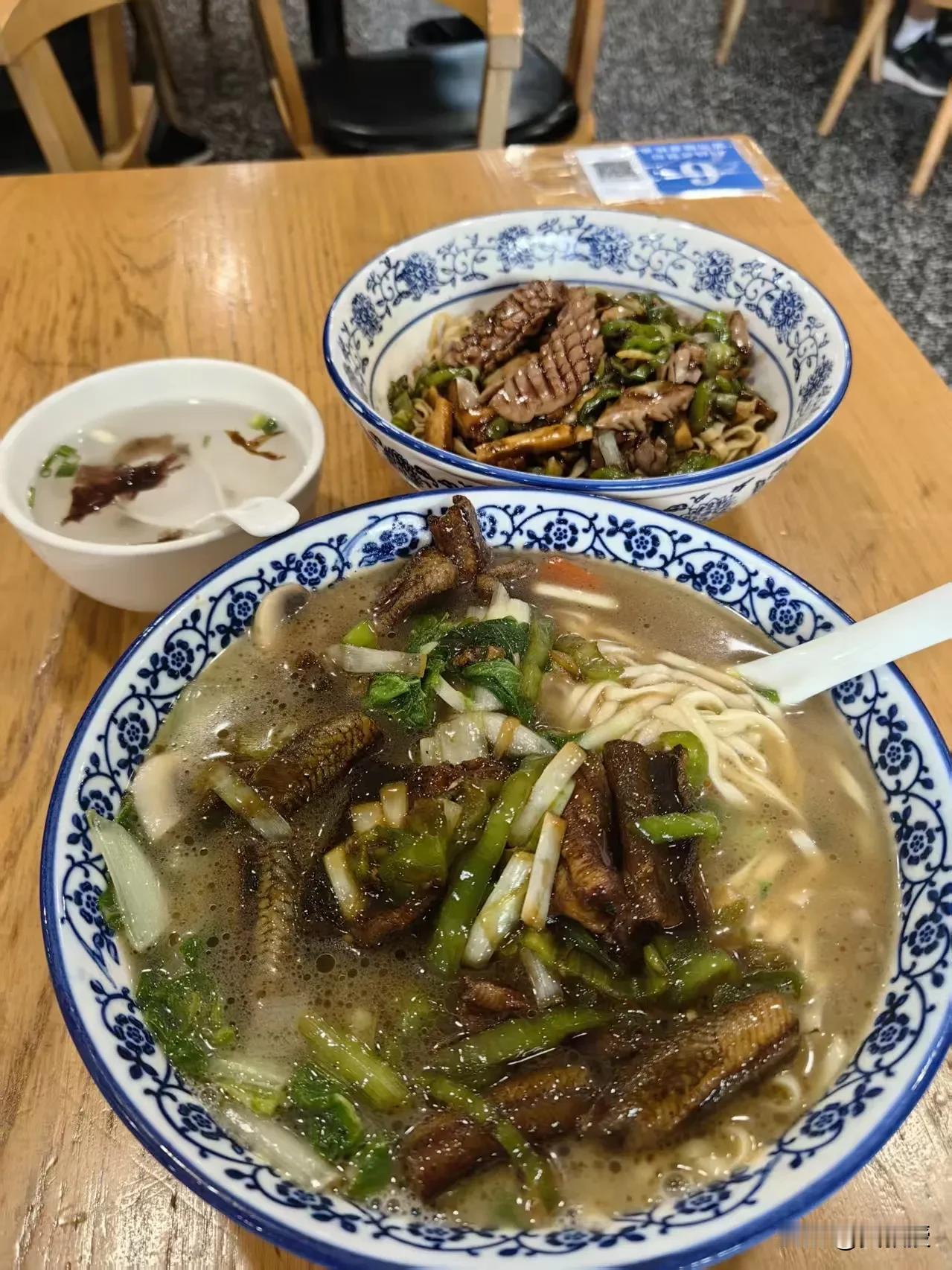 晚餐
凑合一口，味道不错