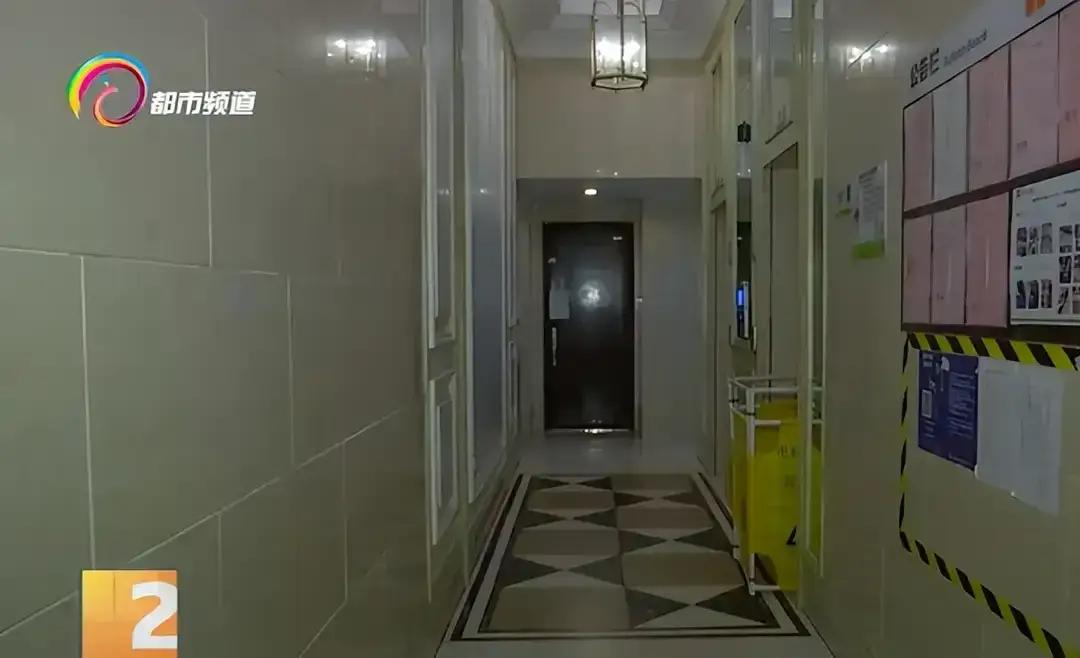 31楼直坠负2楼！17岁少年命悬一线，更恐怖的是：这一家三口，全中招了！

“叮
