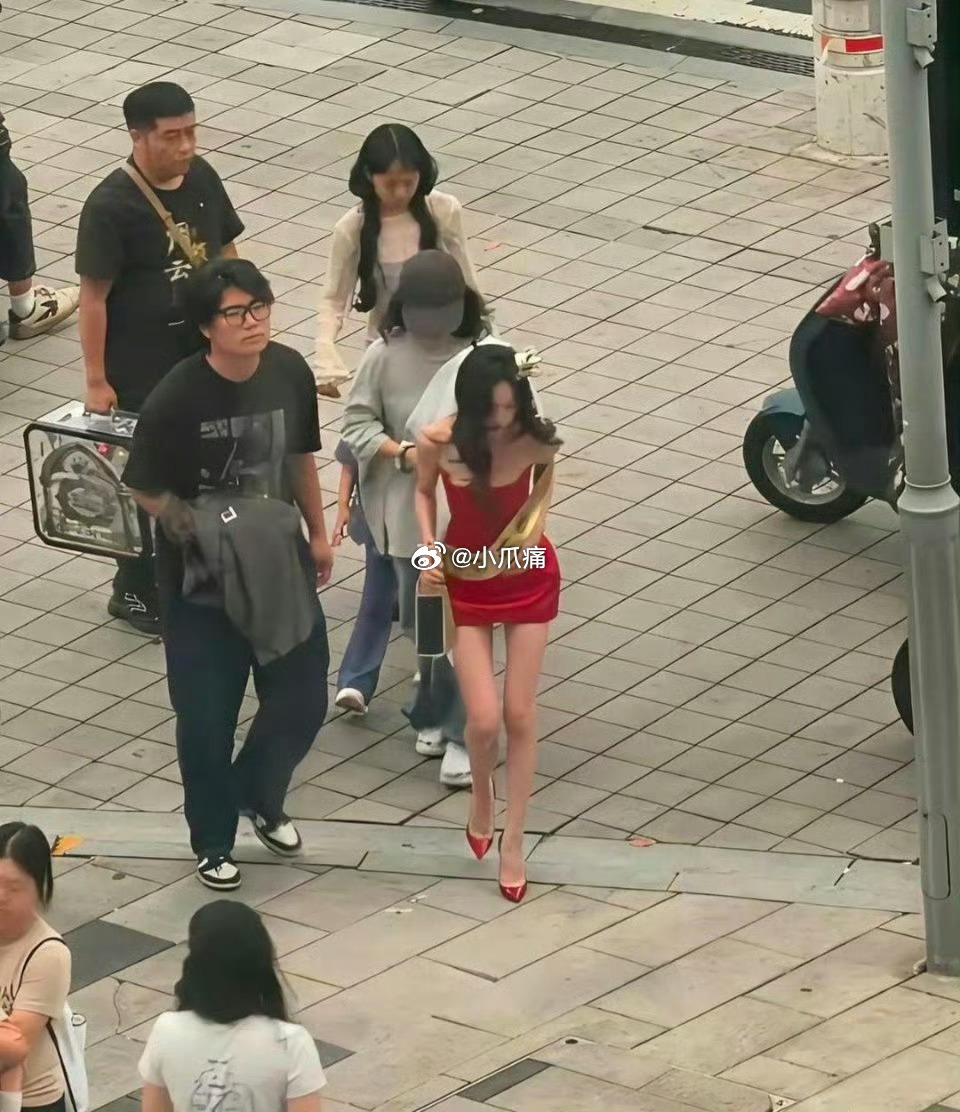只有瘦到这种程度，上镜才刚刚好 ​​​