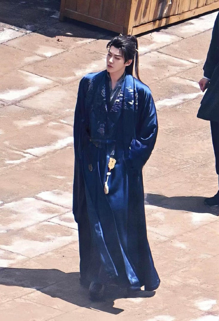 殷戈止[超话]  ✨gσσ∂ мσяиιиg✨浅浅喜，静静爱，平凡日常里，也藏着