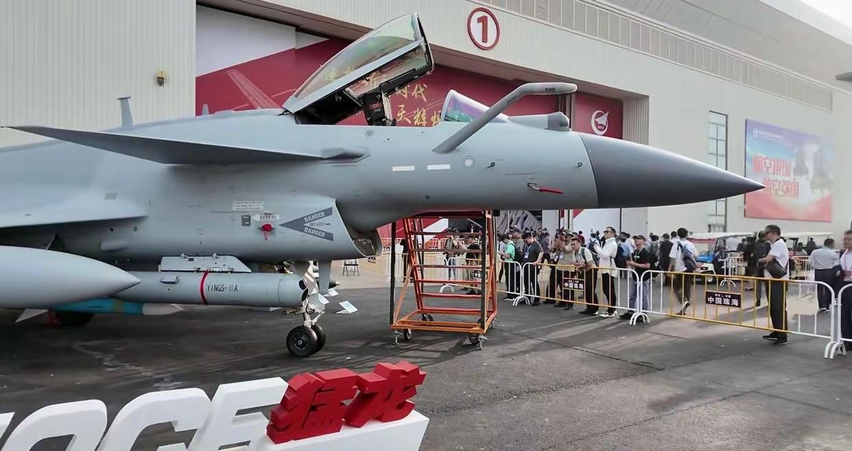 当前中国科技实力强大到了什么程度？给大家直观感受一回。全世界能自主生产四代战机的