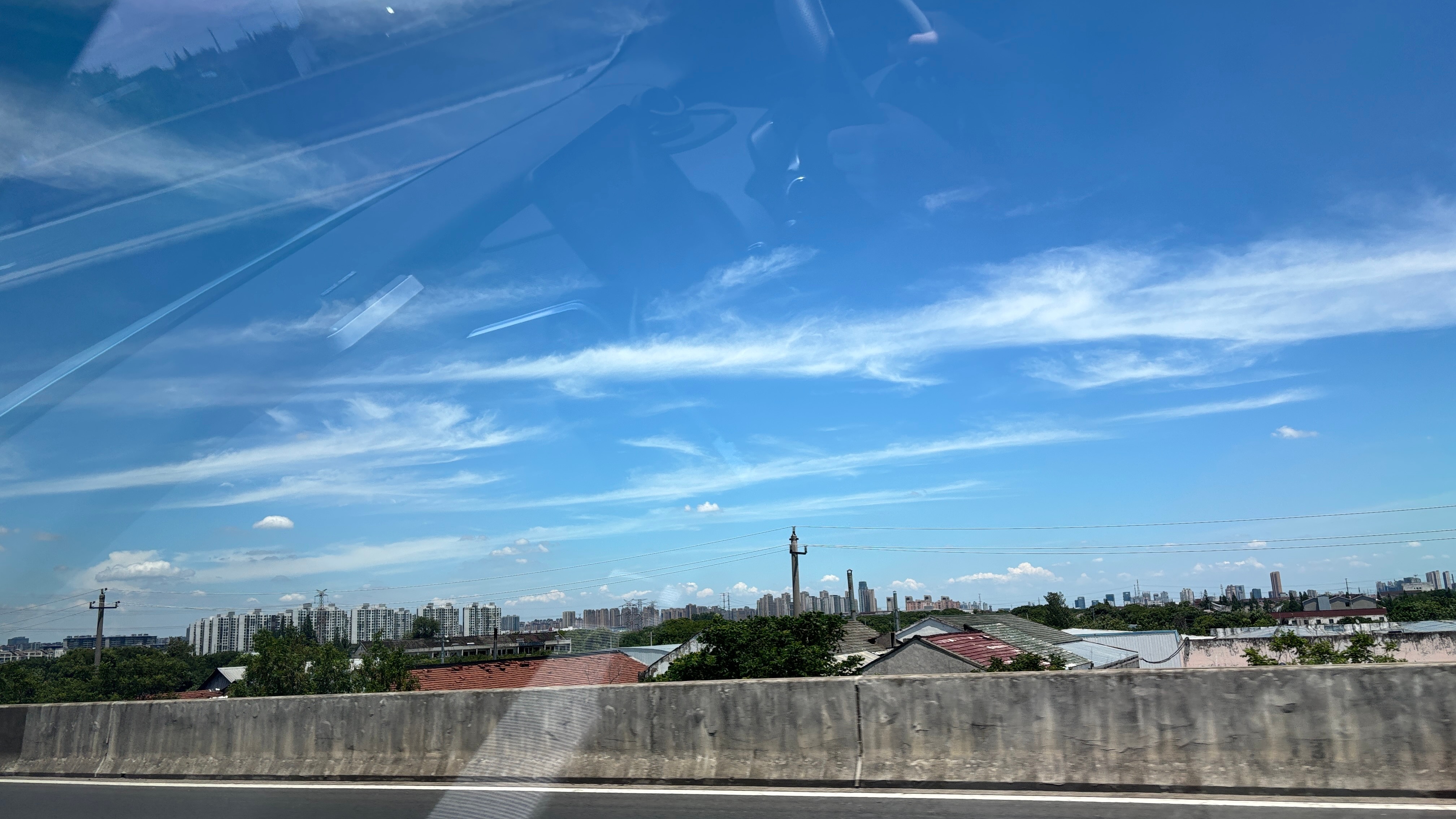 梅雨后副热带高压下，气温飙升到42度的城市夏天夏天悄悄来到 