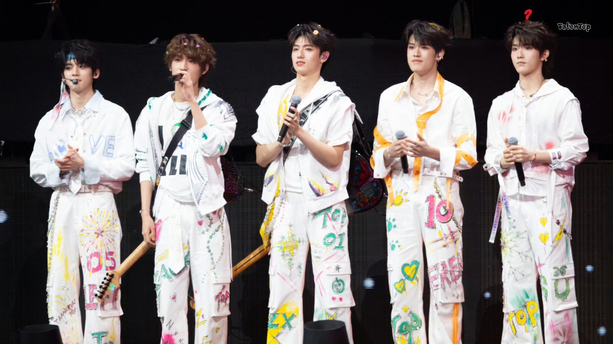 TOP登陆少年组合第一 燃炸全场！荣耀之战演唱会次日，TOP登陆少年组合带来组合