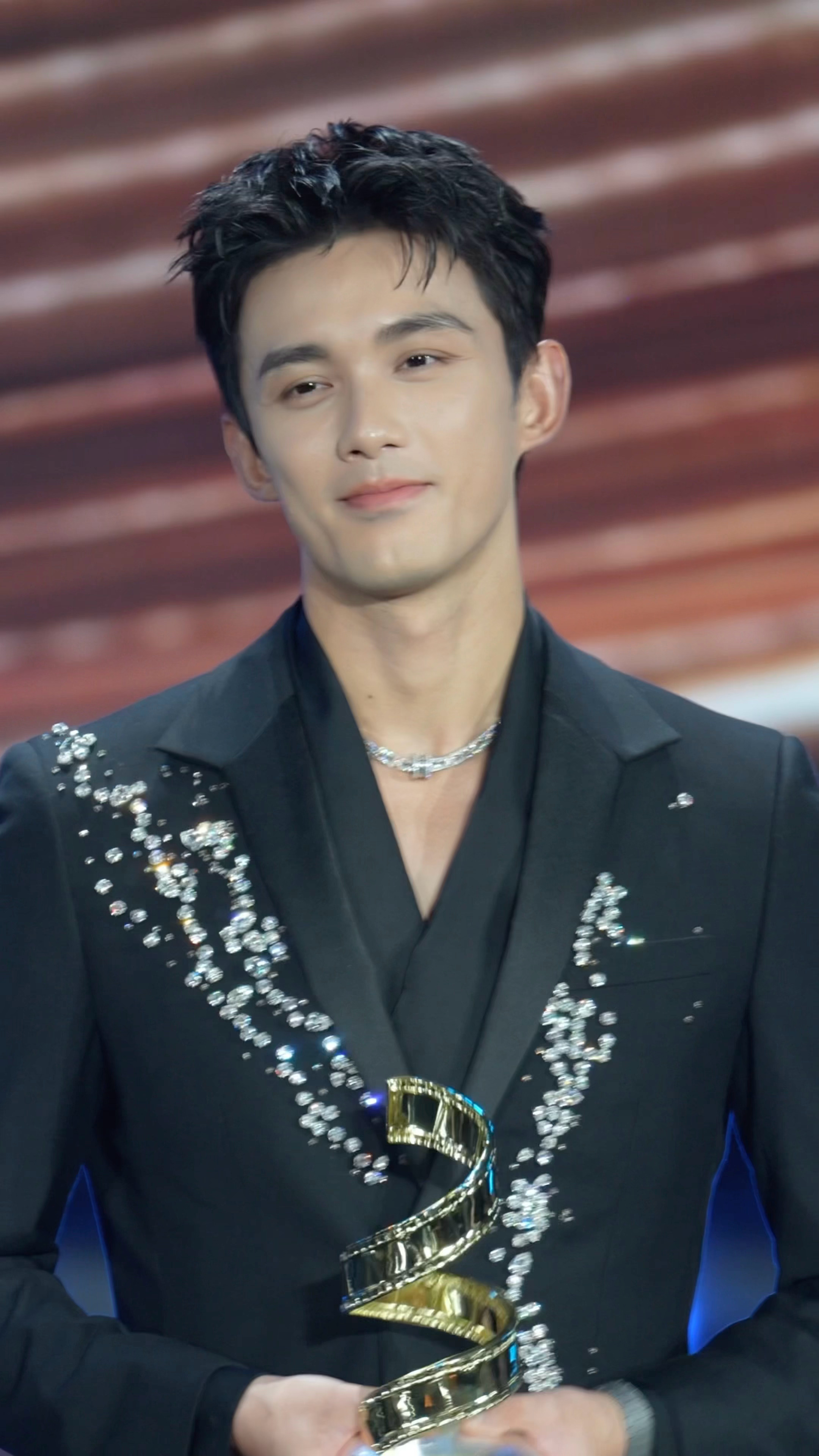 吴磊 红毯live图吴磊