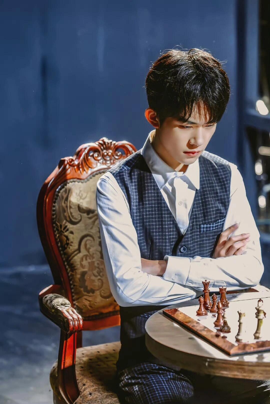 易烊千玺｜执棋者♟️ 