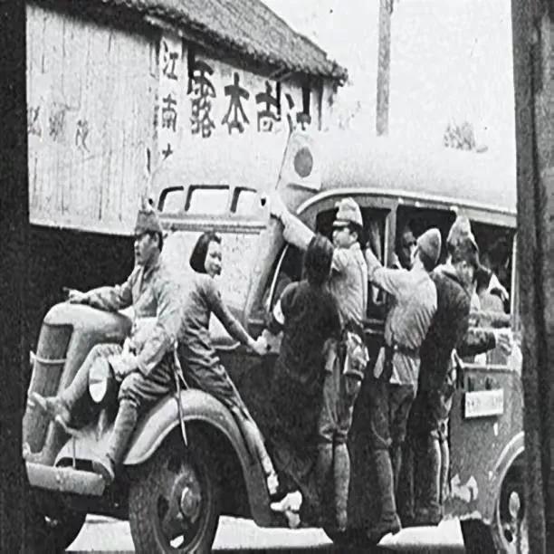 1939年，10多个鬼子轮番糟蹋四姐妹。期间，年仅12岁的妹妹被鬼子活活折磨死，