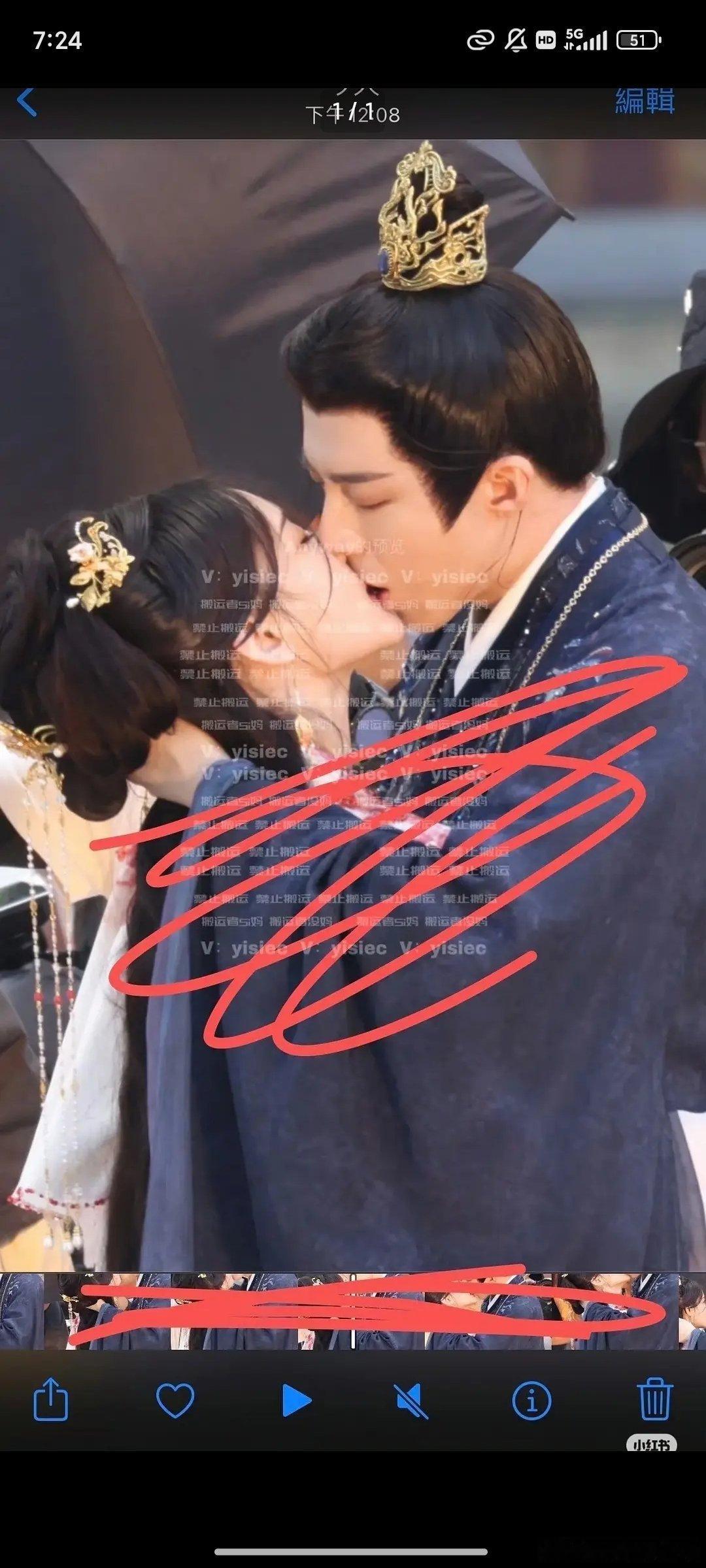 古装有必要亲的这么实在吗，俩人好像亲了很久 ​​​