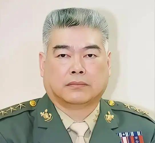 国民党副主席季麟连：“以后谁想选地区领导人，必须先当党主席！”

季老将军这话提