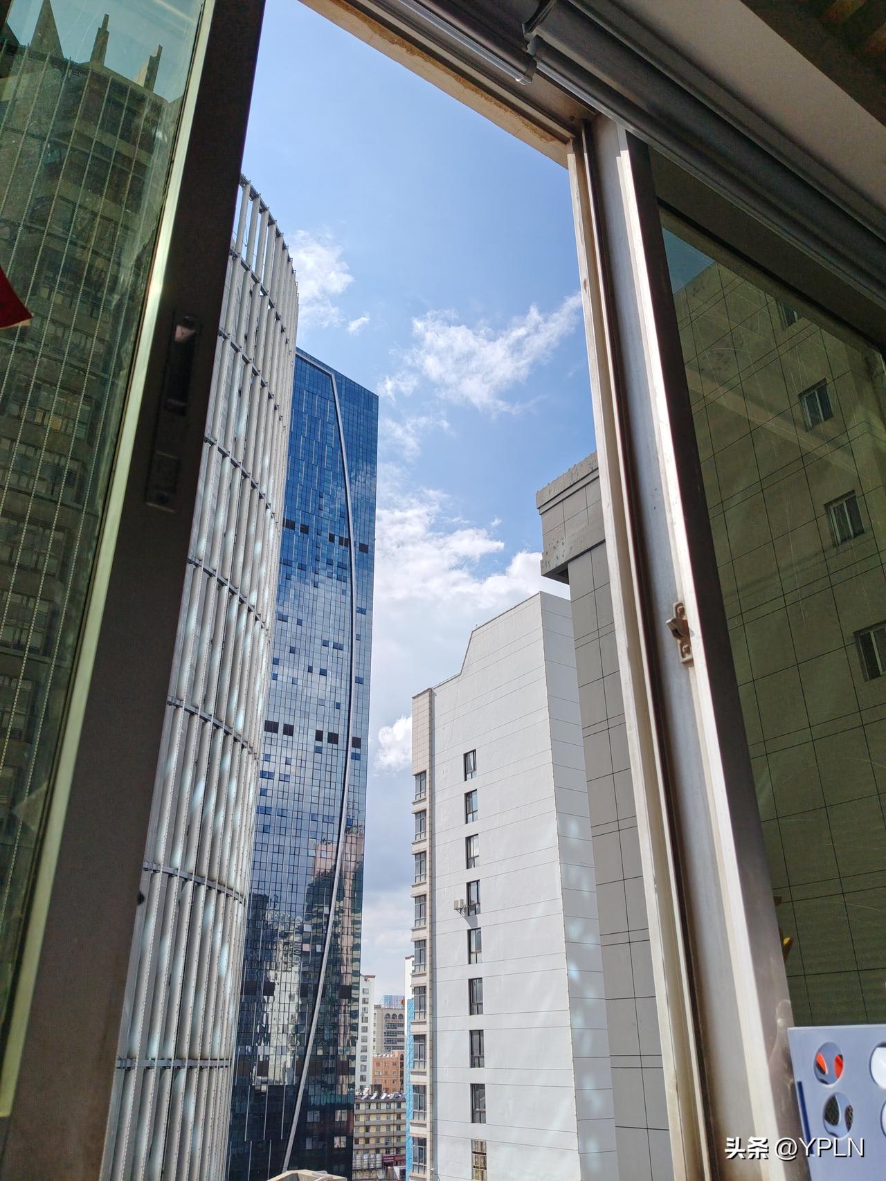 分享我这周有趣的事：一周学习“路漫漫梦遥遥，坚持才有希望：那些在暗夜里发光的追光