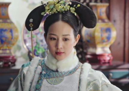 1791年除夕夜，81岁乾隆突然宣78岁愉妃侍寝。太监以为自己听错了，小心翼翼道