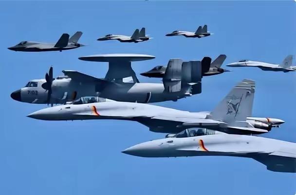 清朝康熙皇帝，是如何收复台湾的？

康熙收复台湾的历史实践，展现了“文治”与“武