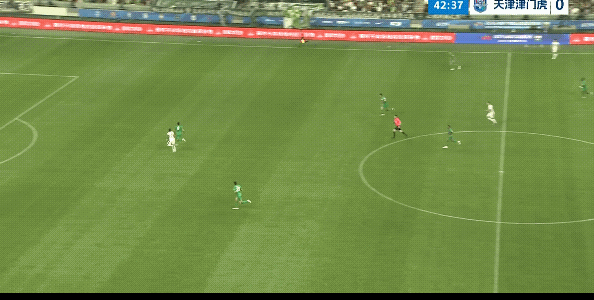 谢帝内接队友长传打进一球，天津津门虎客场领先北京国安，不得不说天津津门虎打这样简