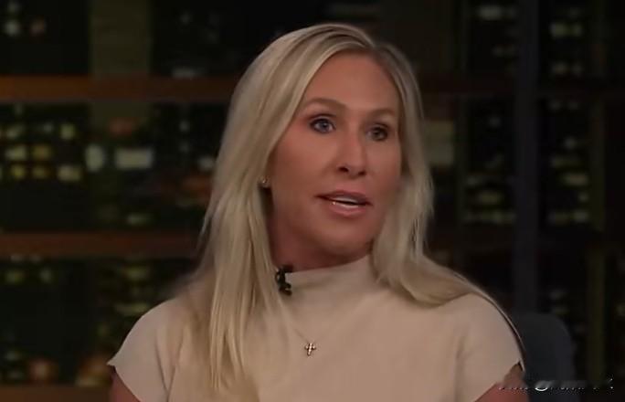 玛乔丽·泰勒·格林:“我认为我们得给这届政府记上一功，边境安全措施做的很棒，我没