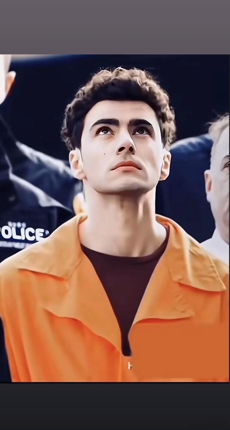 美国的不少年轻人正在变成流浪的一代，本来还想说多操心操心自己的年轻人吧，后来想想