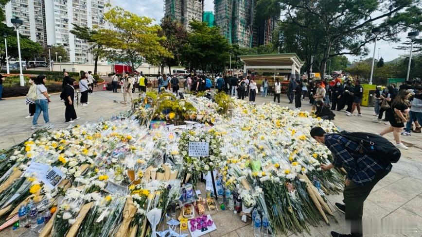 香港宏福苑五級大火增至156人死亡，仍有30人失踪。今天（12月2日）是遇難者「