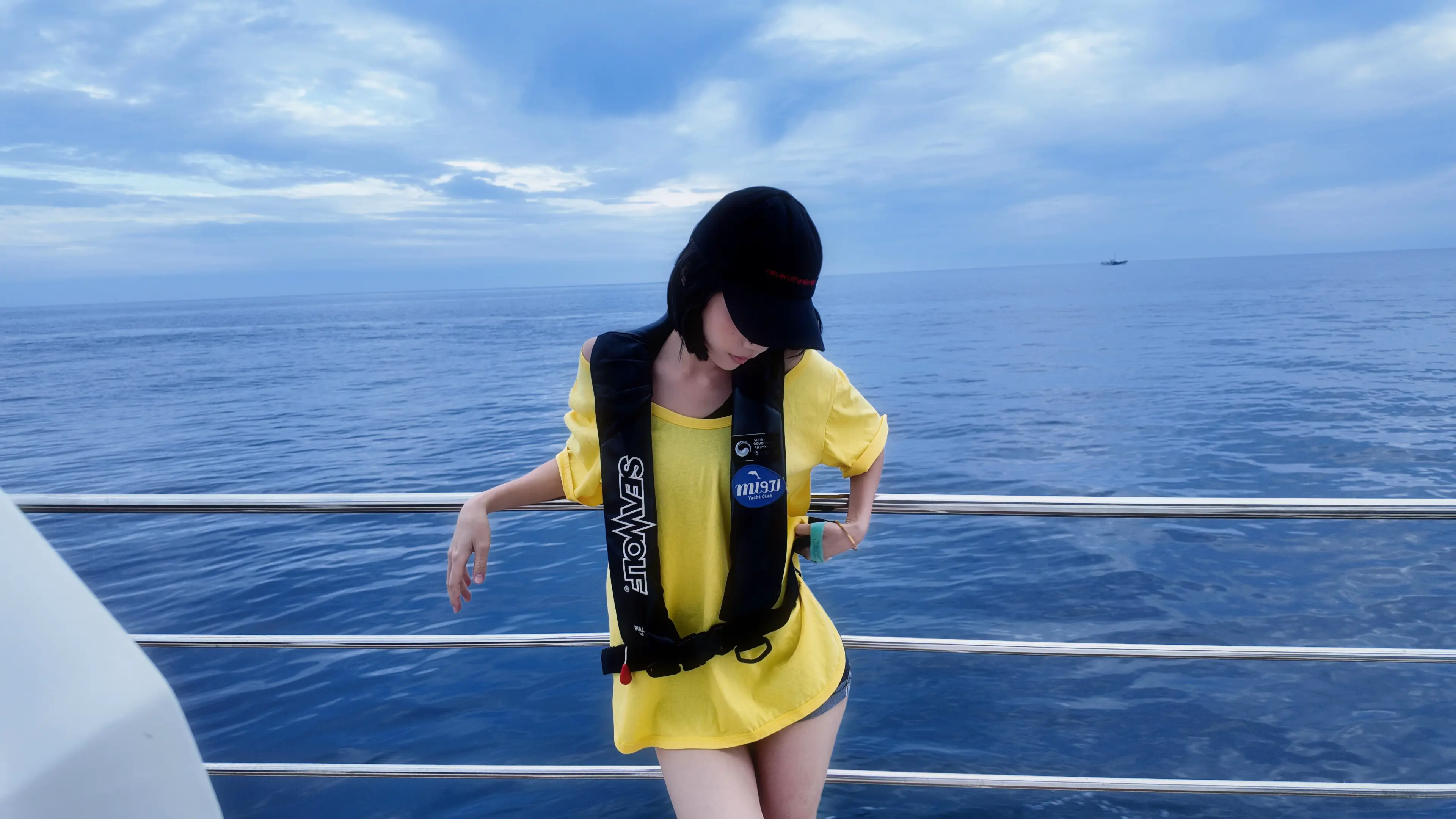 你的周遭塑造了你 你见不得别人好，别人未必不好但你肯定不好，因为你内心...