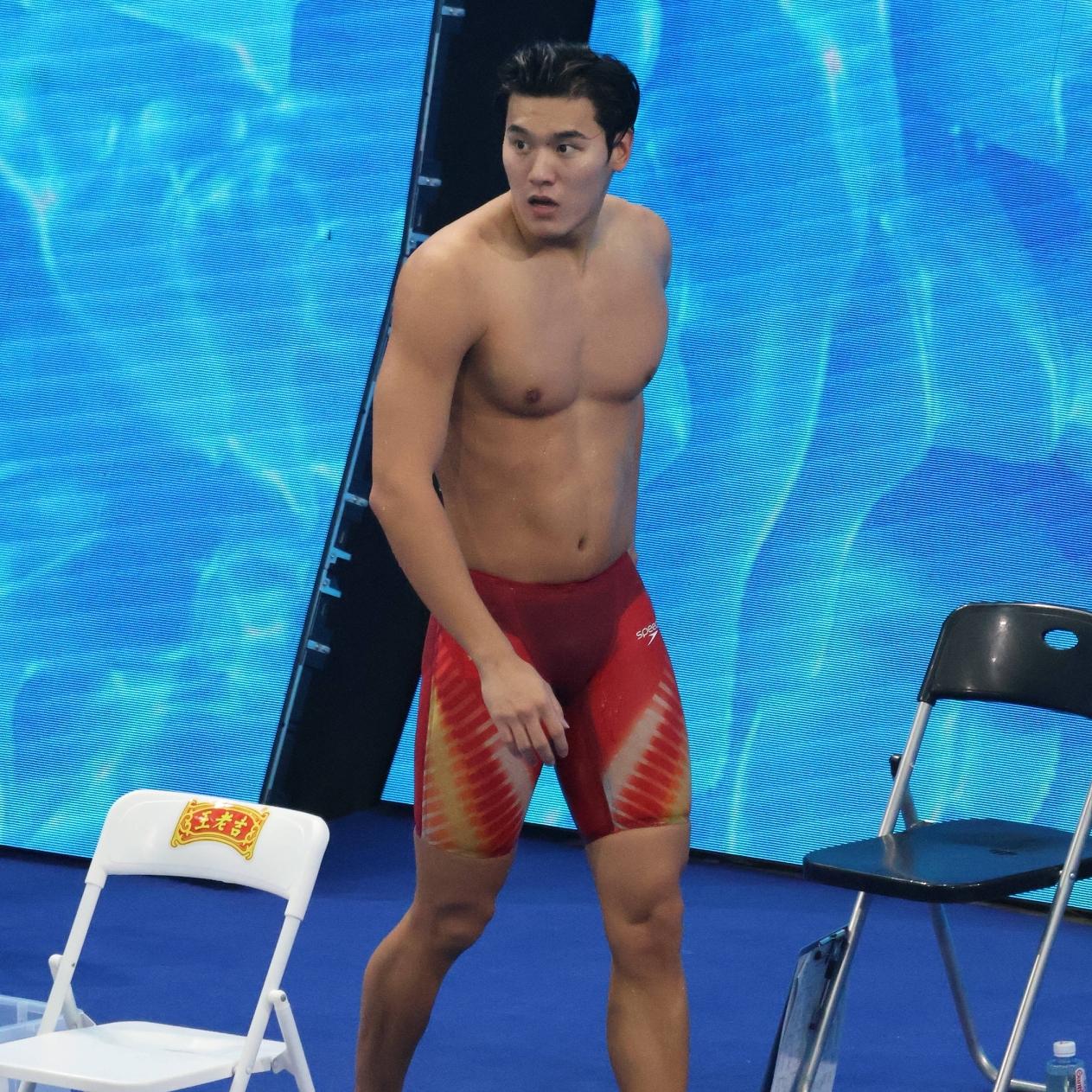 女子800米自由泳预赛、
李冰洁 8:31.05 
毛奕菡 8:33.88
杨佩