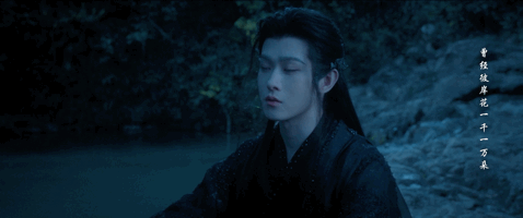 龙神向露芜衣坦白自己是寄灵 龙神每次对露芜衣好，露芜衣都会试探他是不是寄灵。他不