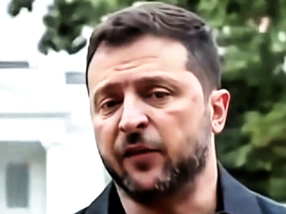 新消息，真没想到，泽连斯基放话了：咱拿中国没招，美国得上！
泽连斯基最近跟美国喊