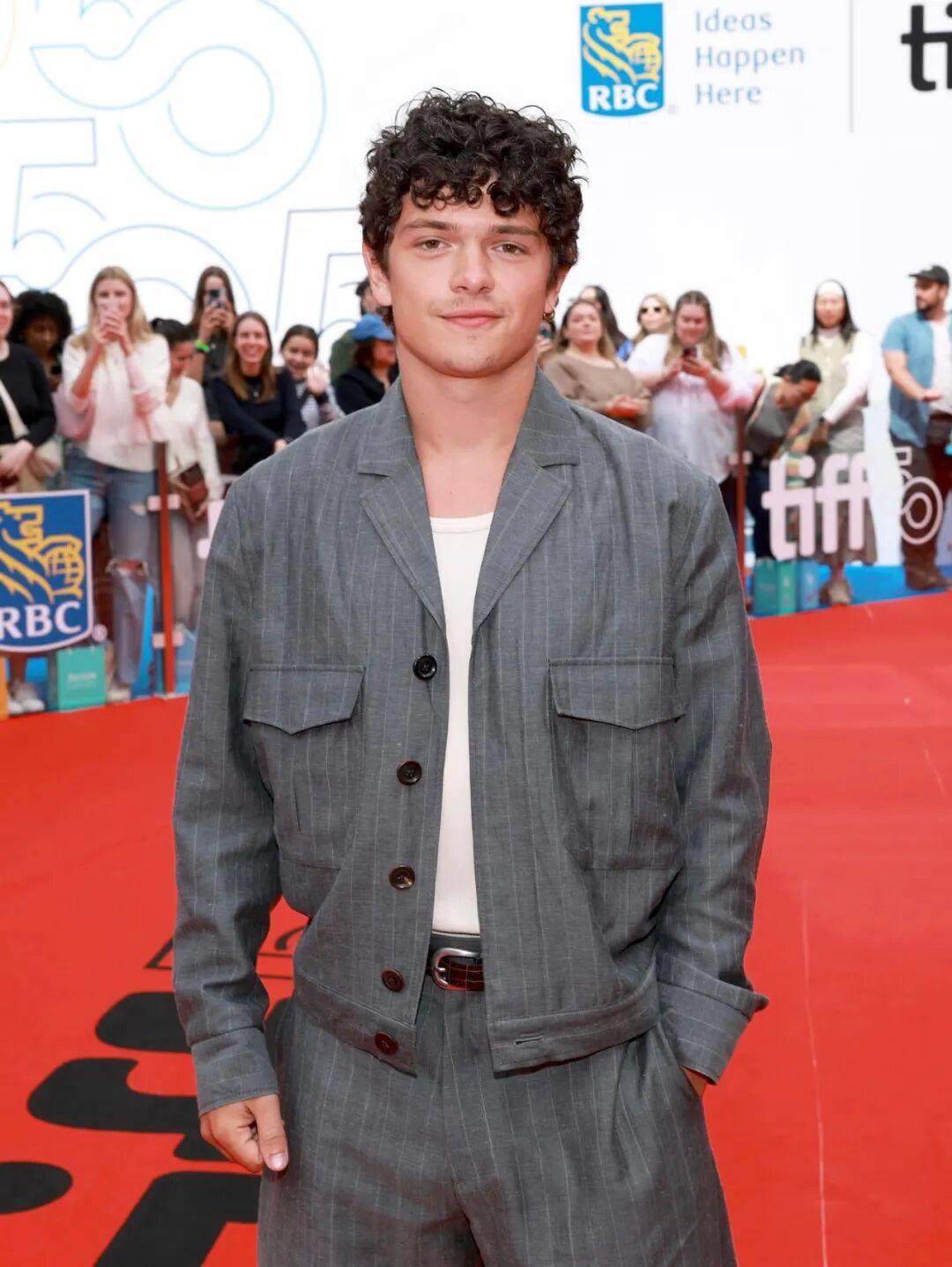 英国童星 Noah Jupe（诺亚·尤佩）长大了，现在已经20岁了！
Noah 