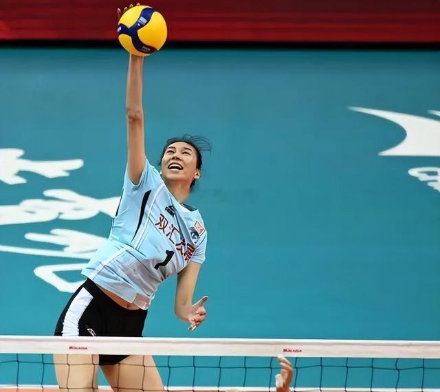 2025-2026中国女排超级联赛A5辽宁东港草莓2-3河南双汇段梦可五局37分