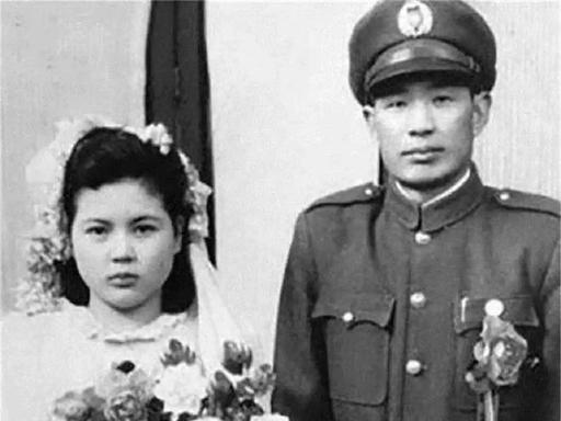 中国连长不忍处死日本女俘虏，将她带回家乡隐姓埋名成婚，相守32n年后，才知晓妻子