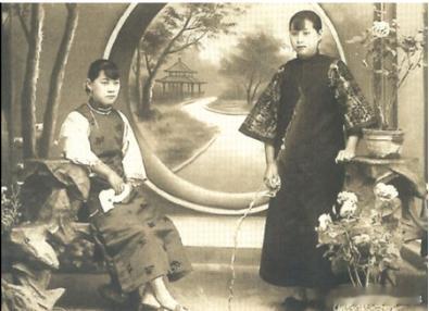 民国天津穿旗袍的妇女
