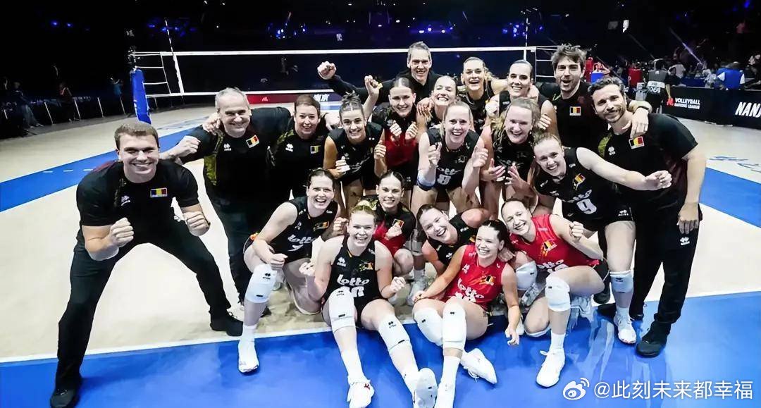 世界女排联赛南京站结束全部赛程，中国女排3-1逆转波兰，以3胜1负结束首周比拼。