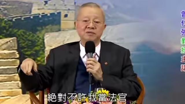 曾仕强父亲告诉他：不要做律师、医生、法官，因为容易在对立中沾染因果。

曾仕强先