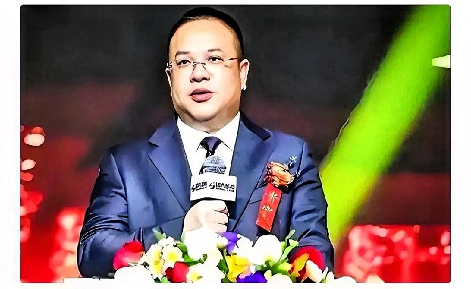 900多亿。
几十万人的血汗钱。
就这么，在一个叫“盛大金禧”的梦里，蒸发了。换