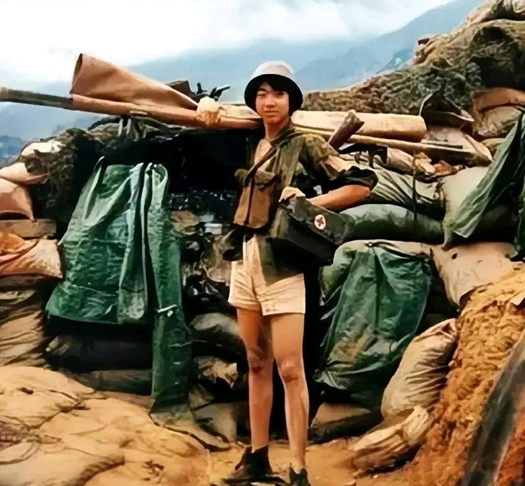 1979年，黄干宗被两个越南女兵“掳”进了大山深处。他本以为自己必死无疑，却没想