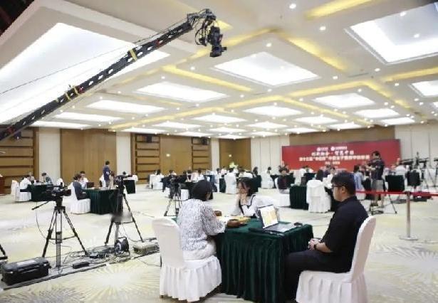 上海星小目继续领跑
江苏队排名继续下滑


2026年第13届中信杯中国女子围棋