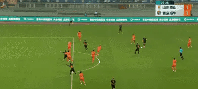 三场9个失球！王大雷的心态是不是有问题？对阵青岛海牛，凭他的能力守住这个球应该没